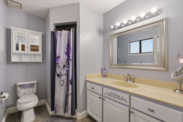 7225 Ticonderoga Road NE, Albuquerque, NM 87109