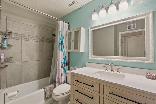 7225 Ticonderoga Road NE, Albuquerque, NM 87109