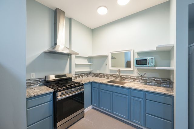 80 Whippoorwill Ln, Decaturville, TN 38329