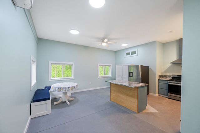 80 Whippoorwill Ln, Decaturville, TN 38329