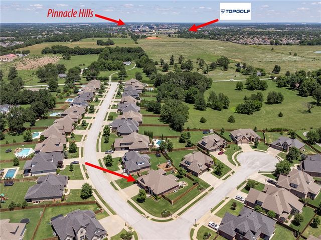 6307 S 49th Street, Rogers, AR 72758