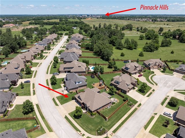 6307 S 49th Street, Rogers, AR 72758