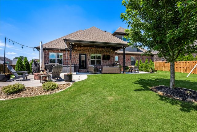 6307 S 49th Street, Rogers, AR 72758