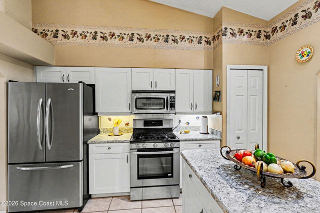 135 Country Woods Place, Merritt Island, FL 32952