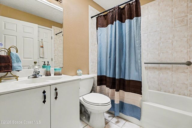 135 Country Woods Place, Merritt Island, FL 32952