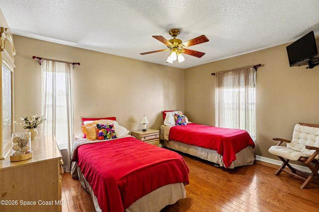 135 Country Woods Place, Merritt Island, FL 32952