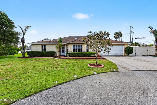 135 Country Woods Place, Merritt Island, FL 32952