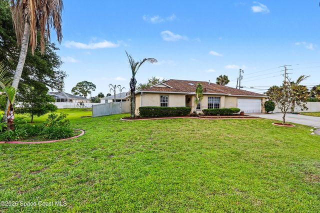 135 Country Woods Place, Merritt Island, FL 32952