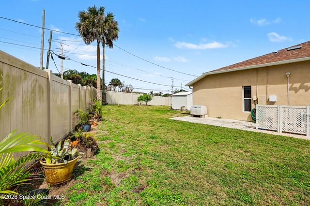 135 Country Woods Place, Merritt Island, FL 32952