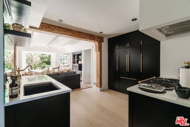 3100 Coldwater Canyon Avenue, Studio City (los Angeles), CA 91604