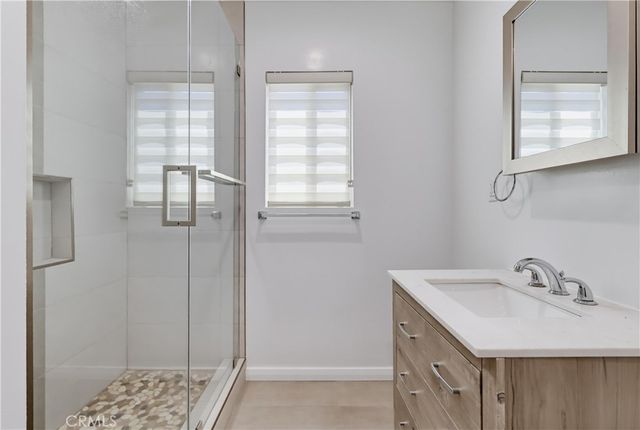 8740 Paso Robles, Northridge, CA 91325