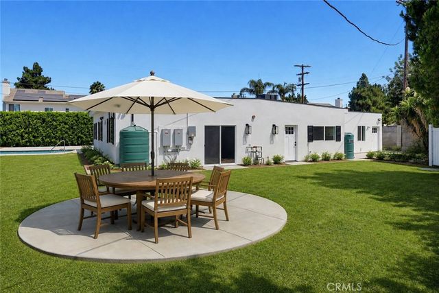 8740 Paso Robles, Northridge, CA 91325
