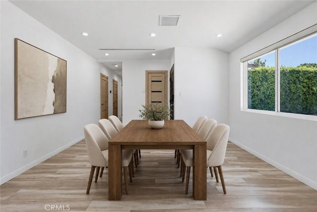 8740 Paso Robles, Northridge, CA 91325