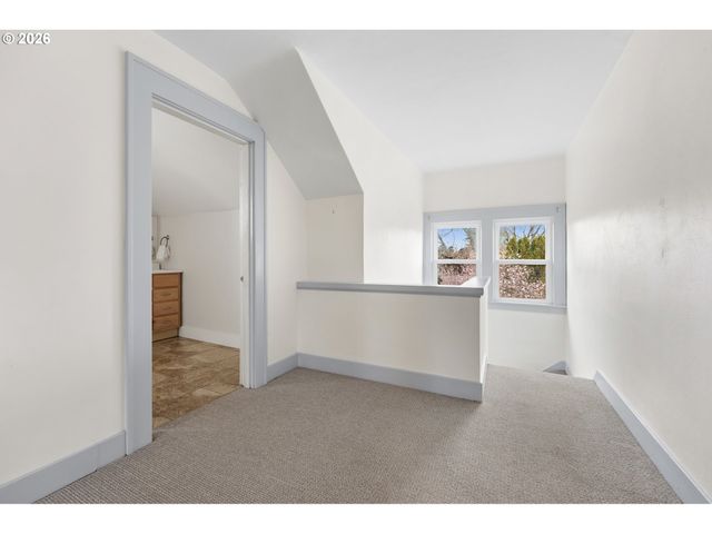 3123 Se WOODWARD St, Portland, OR 97202