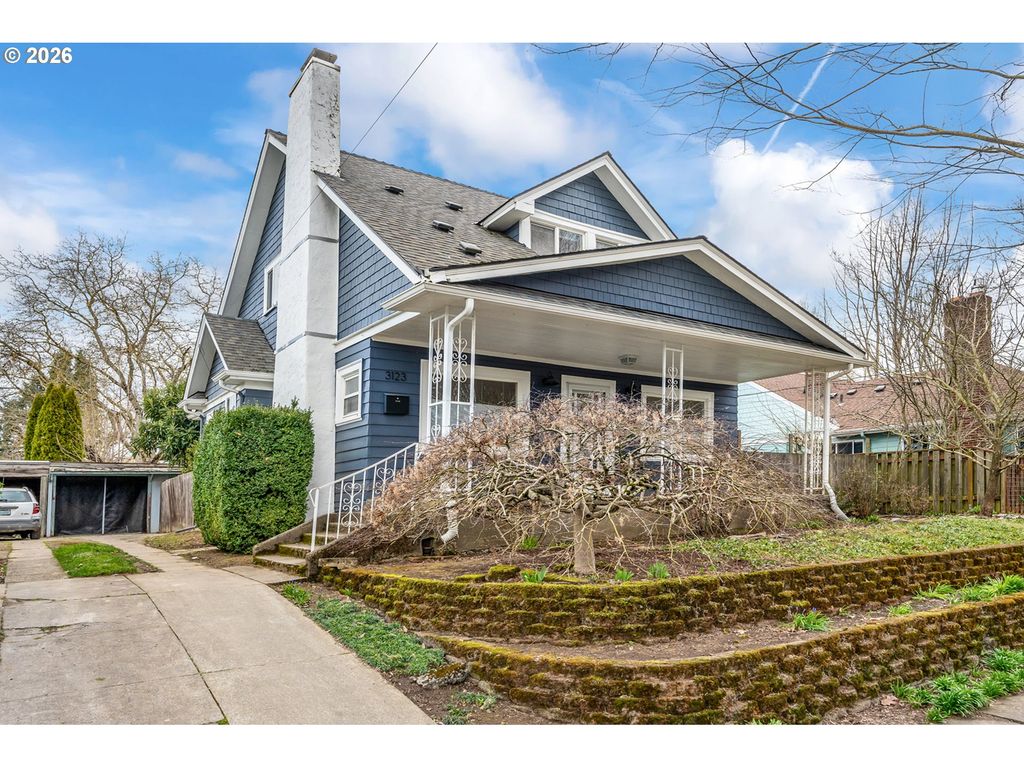3123 Se WOODWARD St, Portland, OR 97202