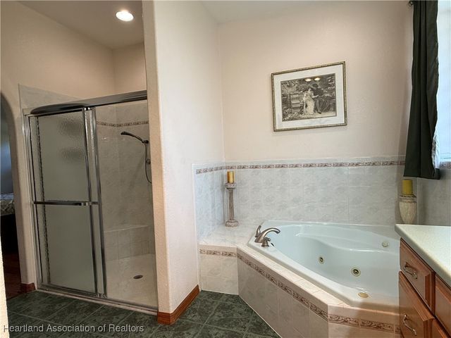 631 Sunset Pointe Drive, Lake Placid, FL 33852