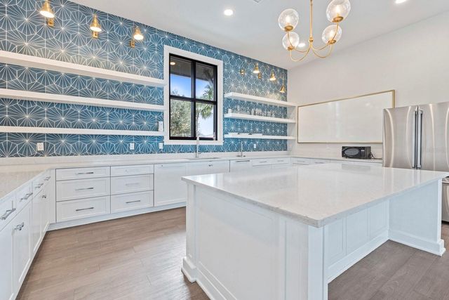 7304 MILESTONE DRIVE, Apollo Beach, FL 33572