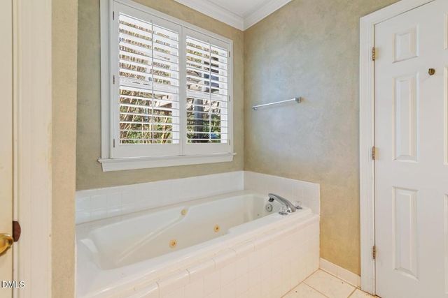 115 Georgetowne Drive, Elon, NC 27244