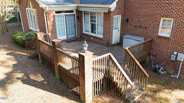 115 Georgetowne Drive, Elon, NC 27244