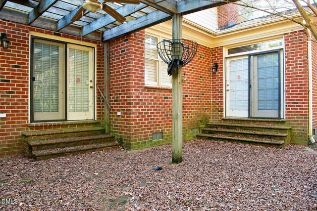 115 Georgetowne Drive, Elon, NC 27244