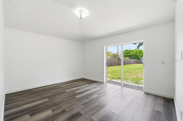 4907 BRADFORD LANE, Tampa, FL 33624