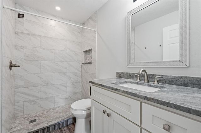 4907 BRADFORD LANE, Tampa, FL 33624