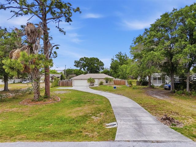 4907 BRADFORD LANE, Tampa, FL 33624