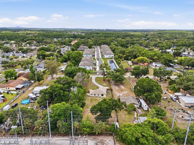 4907 BRADFORD LANE, Tampa, FL 33624