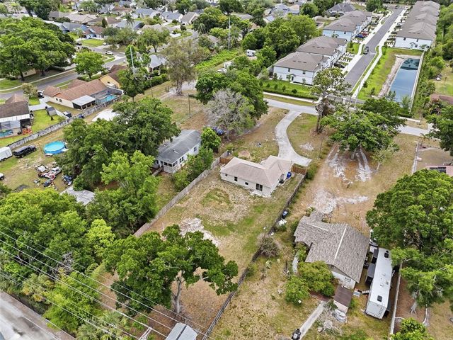 4907 BRADFORD LANE, Tampa, FL 33624