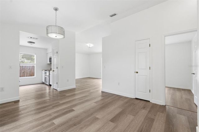 4907 BRADFORD LANE, Tampa, FL 33624