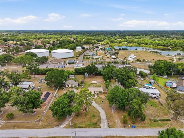 4907 BRADFORD LANE, Tampa, FL 33624