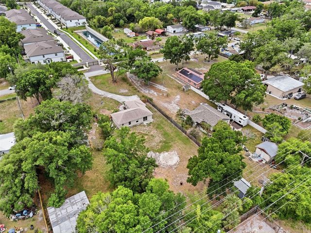 4907 BRADFORD LANE, Tampa, FL 33624