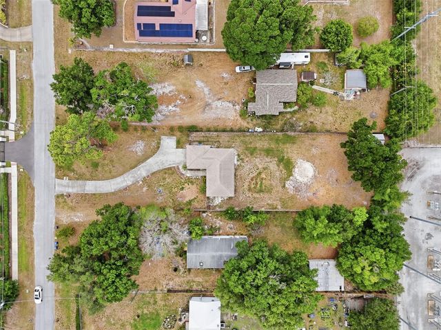 4907 BRADFORD LANE, Tampa, FL 33624