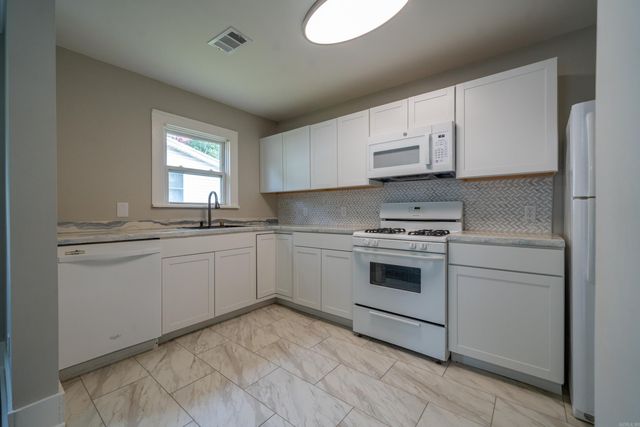 311 Henderson St, Hot Springs, AR 71913