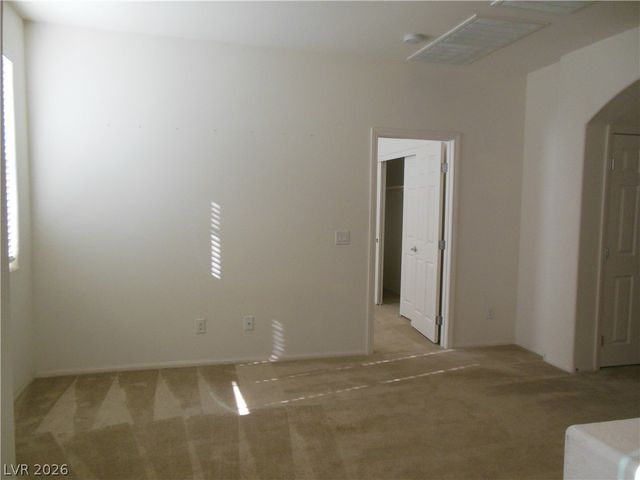 8118 Minots Ledge Avenue, Las Vegas, NV 89147