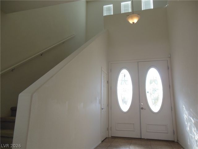 8118 Minots Ledge Avenue, Las Vegas, NV 89147