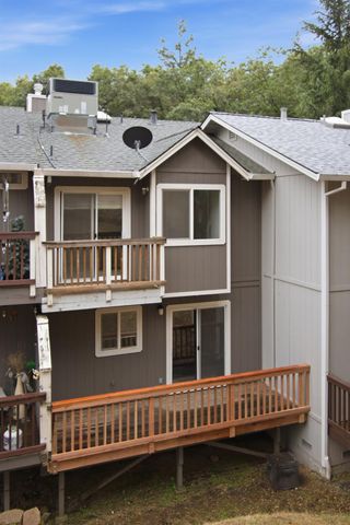 1360 Oak Ridge Dr, Colfax, CA 95713