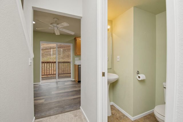 1360 Oak Ridge Dr, Colfax, CA 95713