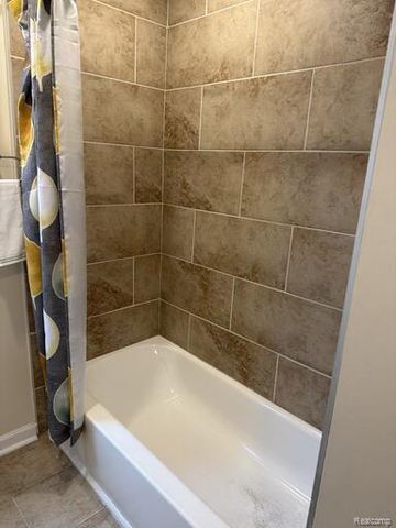 6394 Westwood Street, Detroit, MI 48228