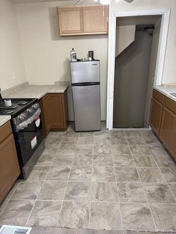 6394 Westwood Street, Detroit, MI 48228