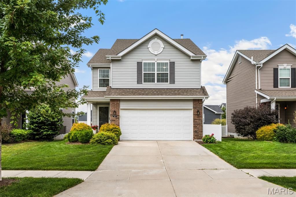 507 Palisades Drive, St Charles, MO 63301