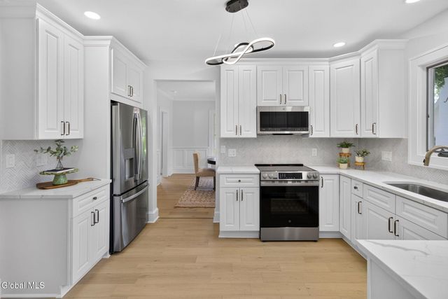 704 Western Avenue, Albany, NY 12203