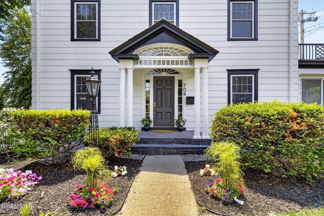 704 Western Avenue, Albany, NY 12203