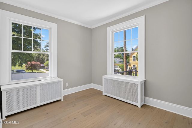 704 Western Avenue, Albany, NY 12203