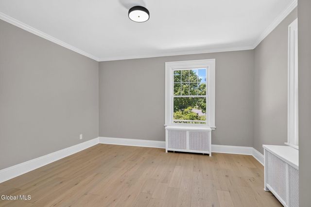 704 Western Avenue, Albany, NY 12203