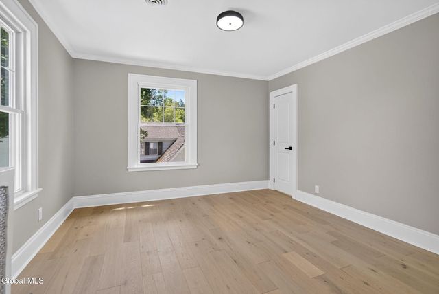 704 Western Avenue, Albany, NY 12203