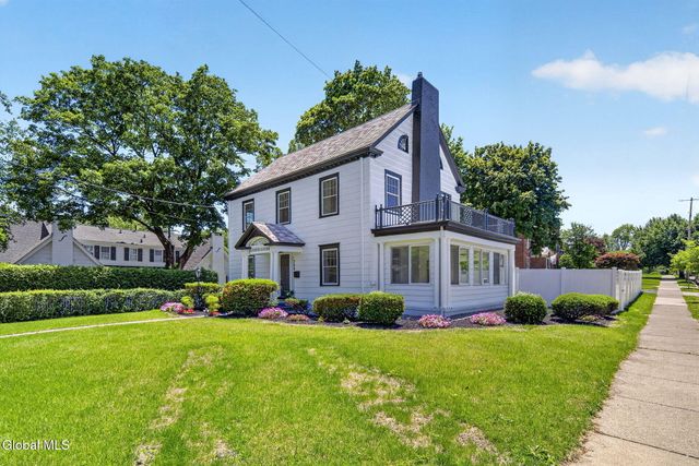 704 Western Avenue, Albany, NY 12203