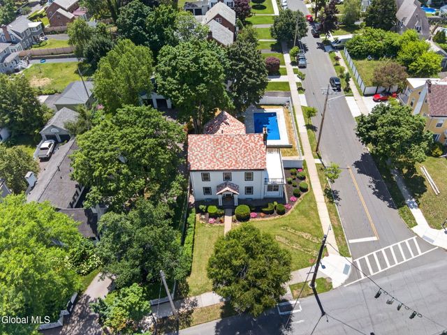704 Western Avenue, Albany, NY 12203