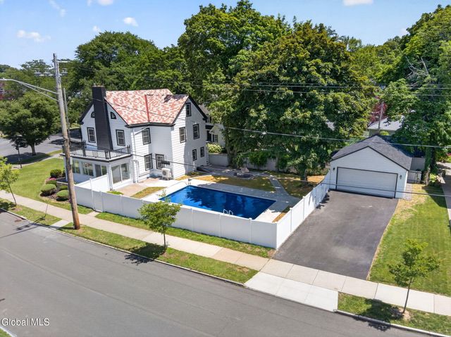 704 Western Avenue, Albany, NY 12203