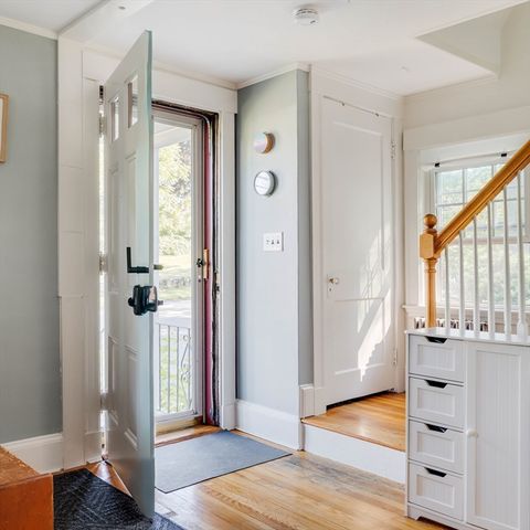 26 Elmwood Ave, Braintree, MA 02184